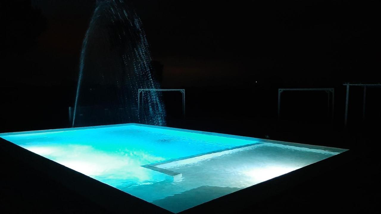 Masseria San Nicola B&B Torre Santa Susanna Exteriör bild