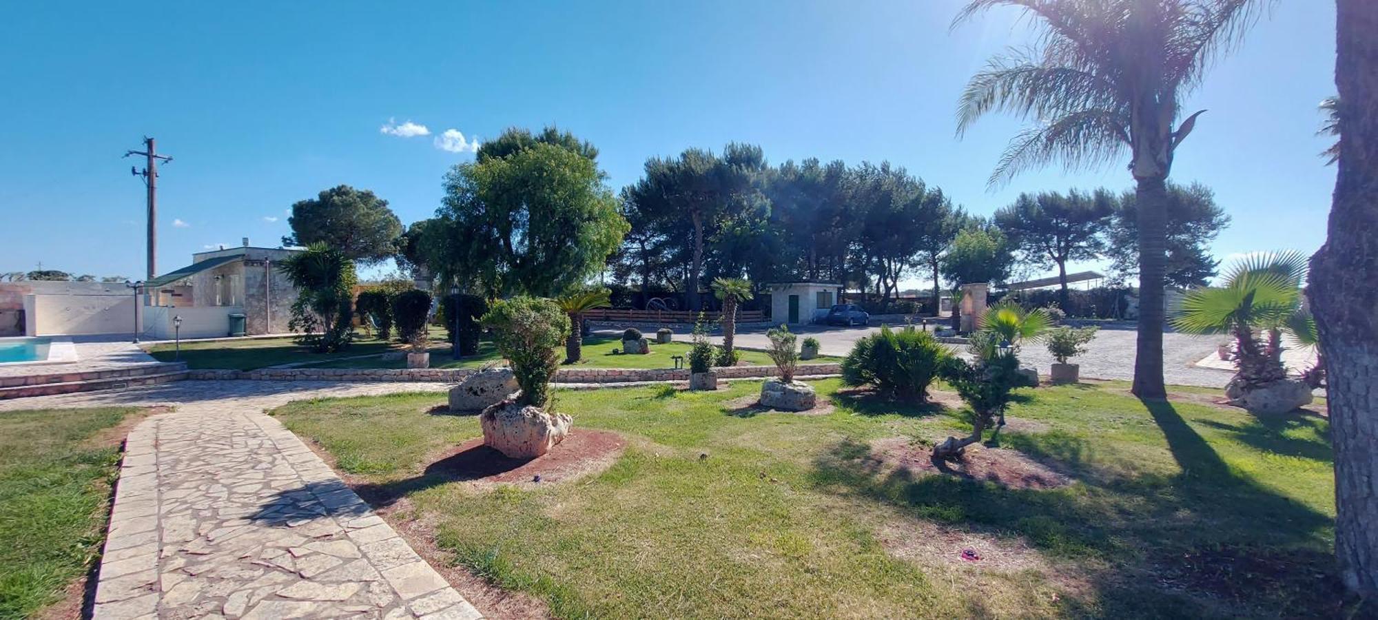 Masseria San Nicola B&B Torre Santa Susanna Exteriör bild