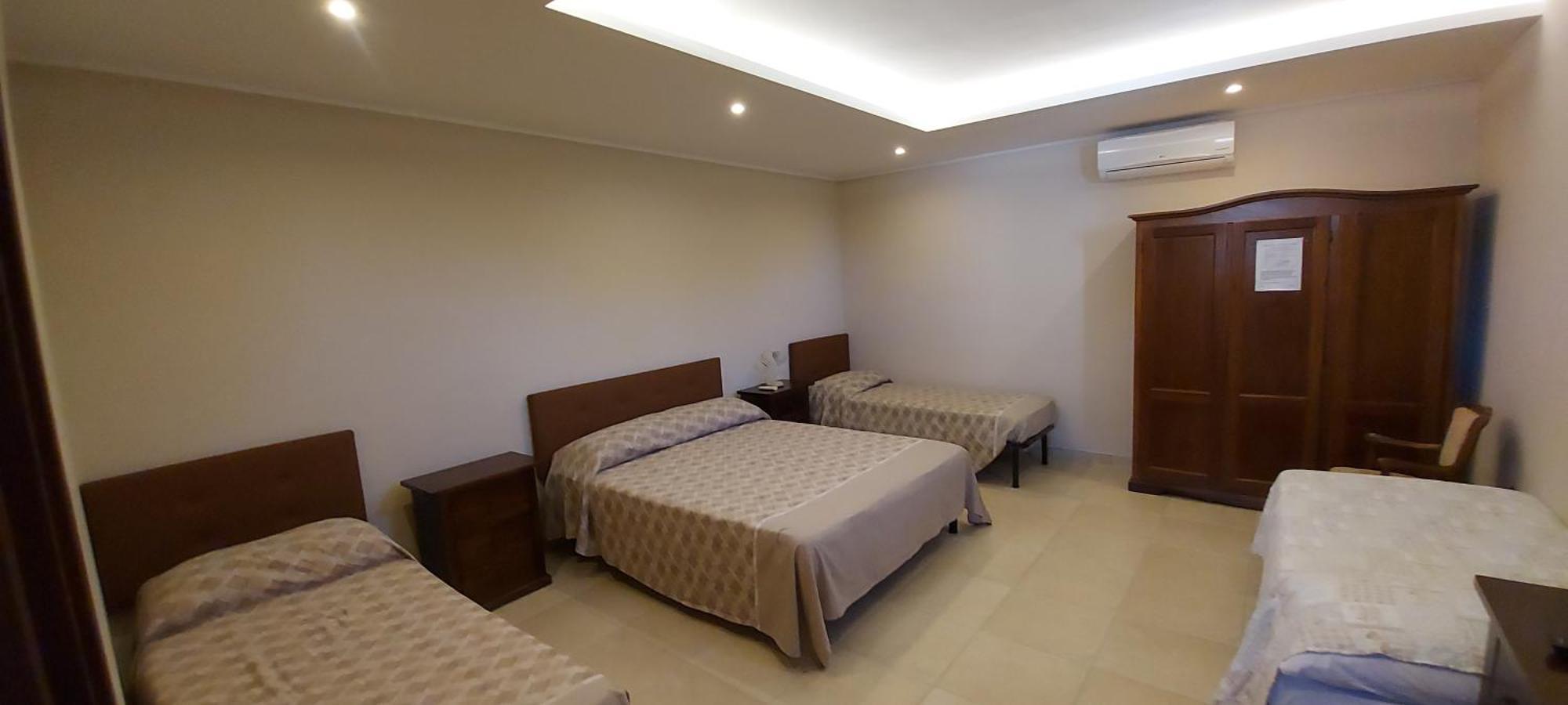 Masseria San Nicola B&B Torre Santa Susanna Rum bild