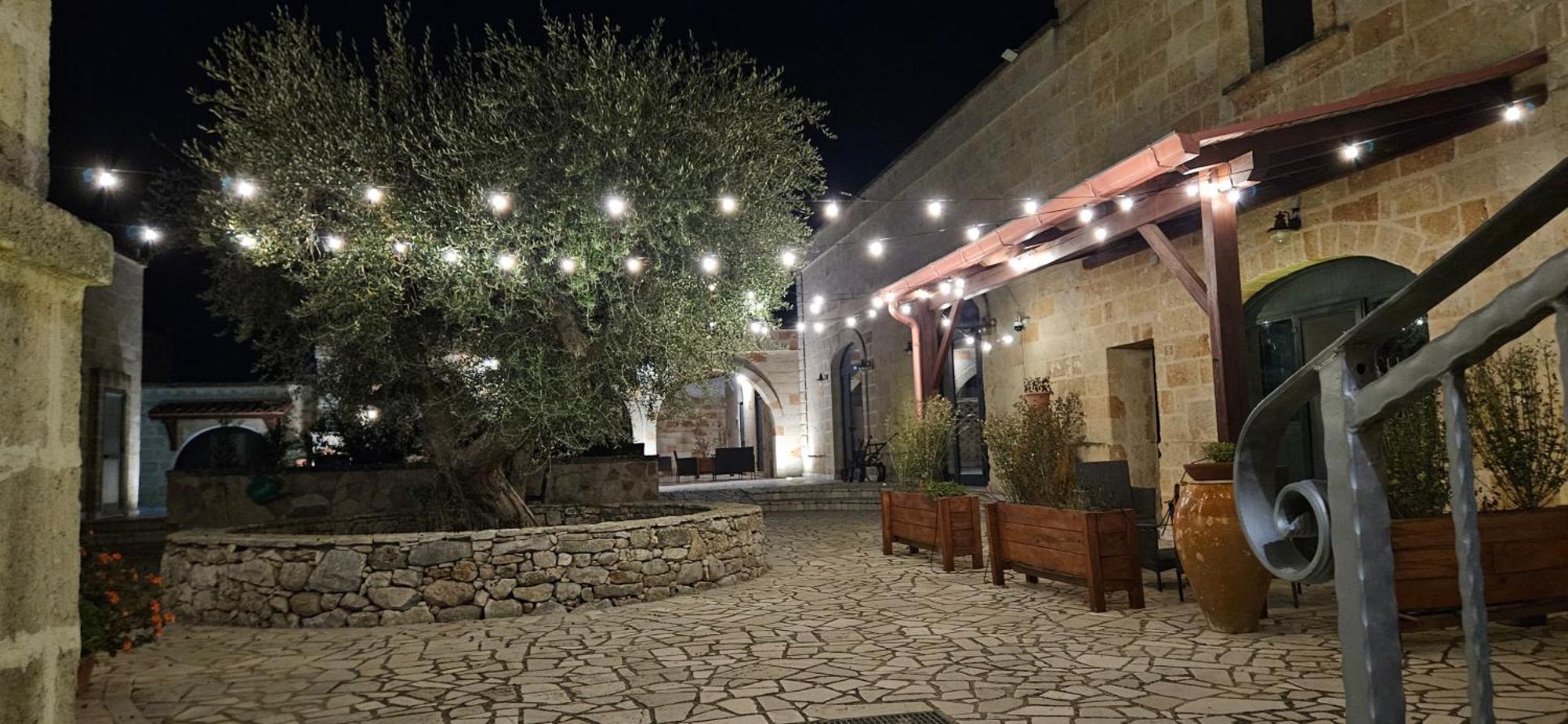 Masseria San Nicola B&B Torre Santa Susanna Exteriör bild